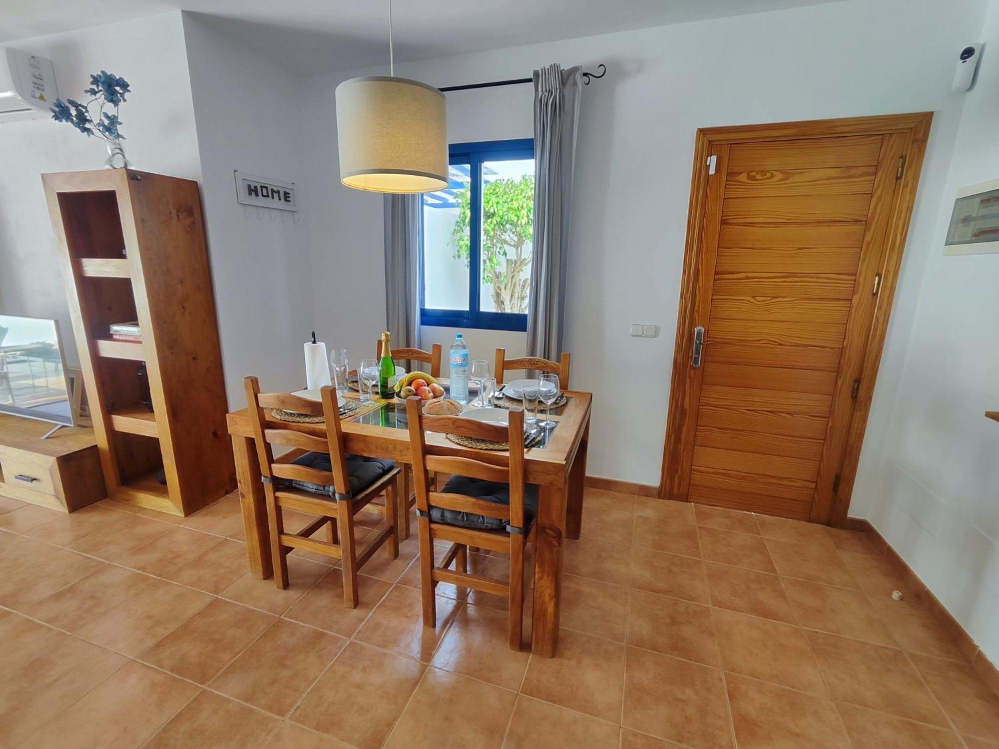 פלאיה בלנקה Villa Valperal, Piscina Climatizada Aire Acondicionado Posicion Estrategica!! מראה חיצוני תמונה